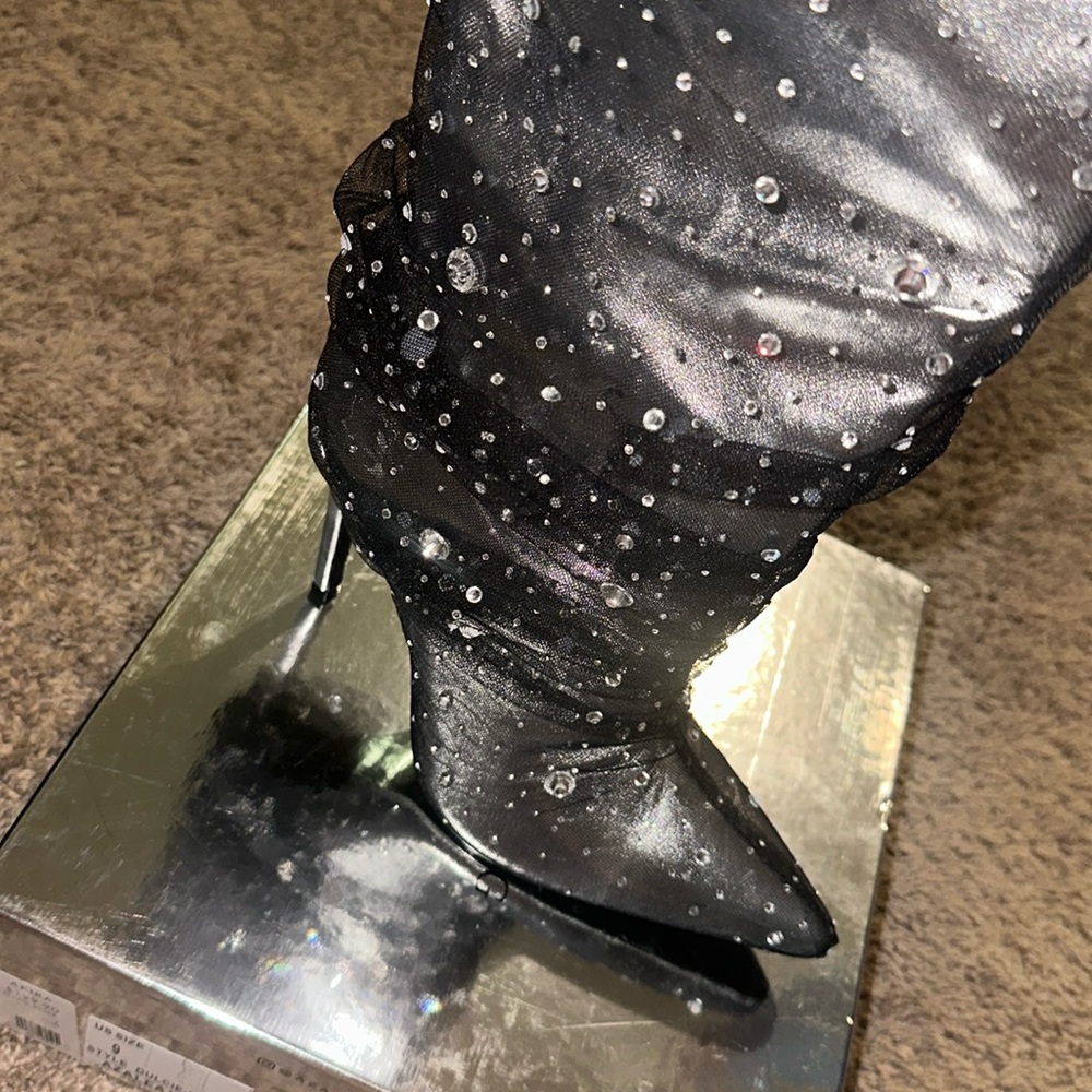 Akira Azalea wang boots